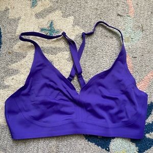 Lululemon cross back sports bra size 8